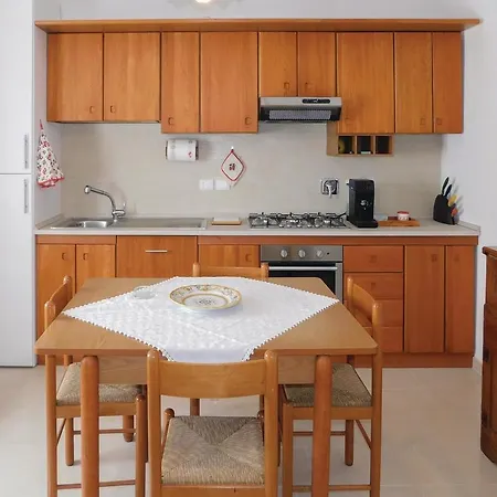 Five-bedroom Holiday In -pg- *